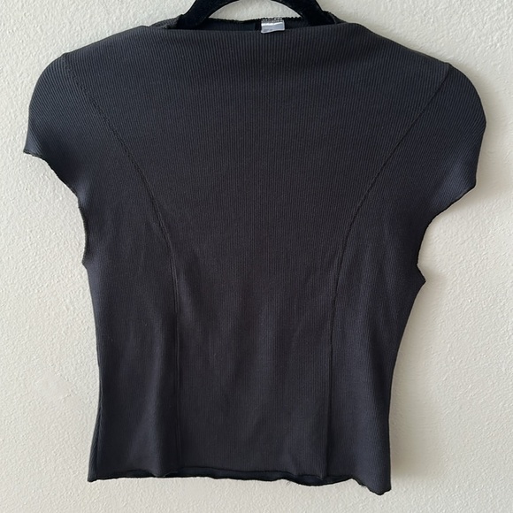 H&M Black Fitted T-Shirt Short Sleeve - Picture 1 of 4
